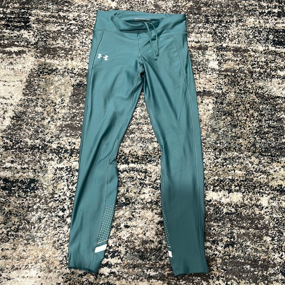 UA compression leggings